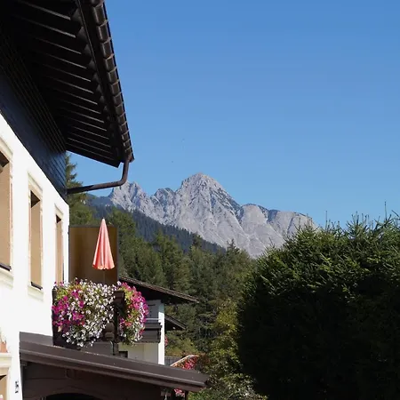 Karwendelblick 公寓